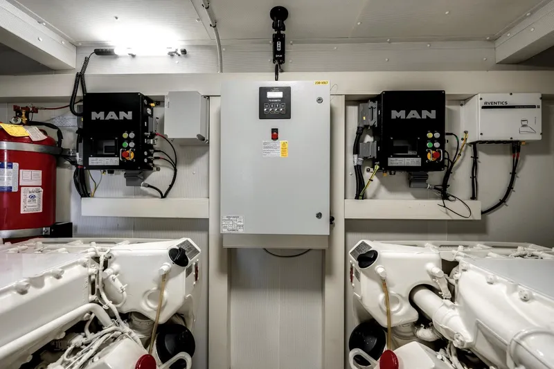 Ciao Bella Yacht Photos Pics 