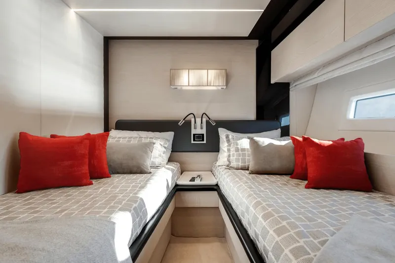 Ciao Bella Yacht Photos Pics 