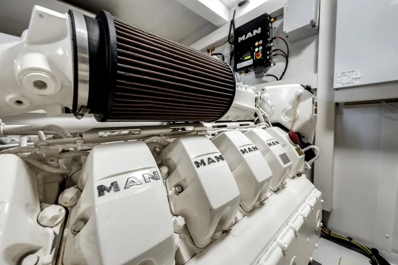 Ciao Bella Yacht Photos Pics 