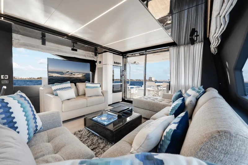 Ciao Bella Yacht Photos Pics 