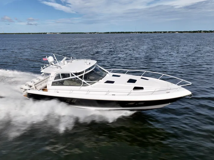  Yacht Photos Pics 47ft Intrepid 2019