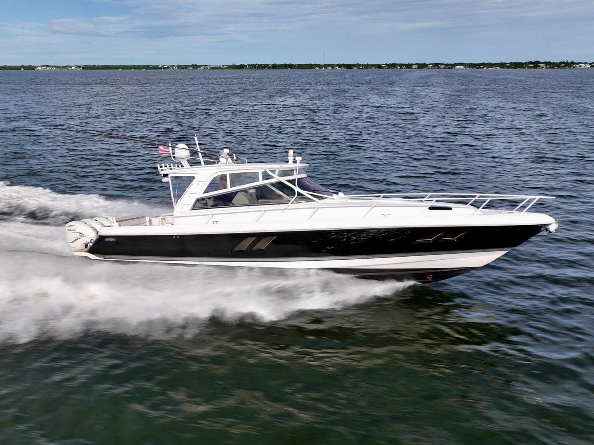 2019 Intrepid 47 