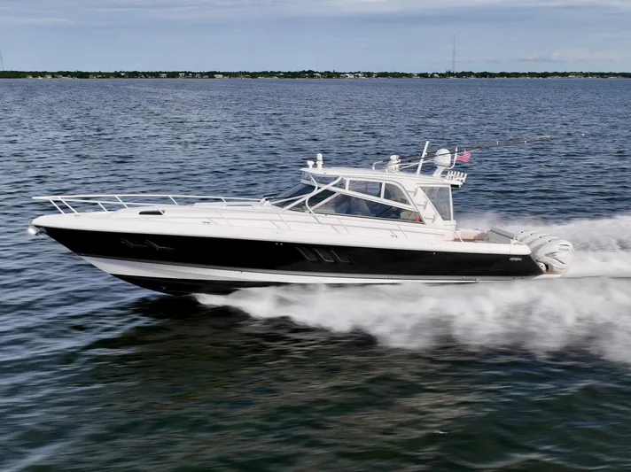  Yacht Photos Pics 47ft Intrepid 2019