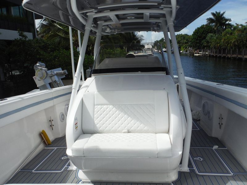 2015 Intrepid 400 Center Console