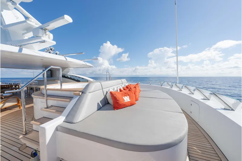 Superyacht W Yacht Photos Pics Luxurious 2013 Feadship motor yacht deck with sun loungers and ocean view.
