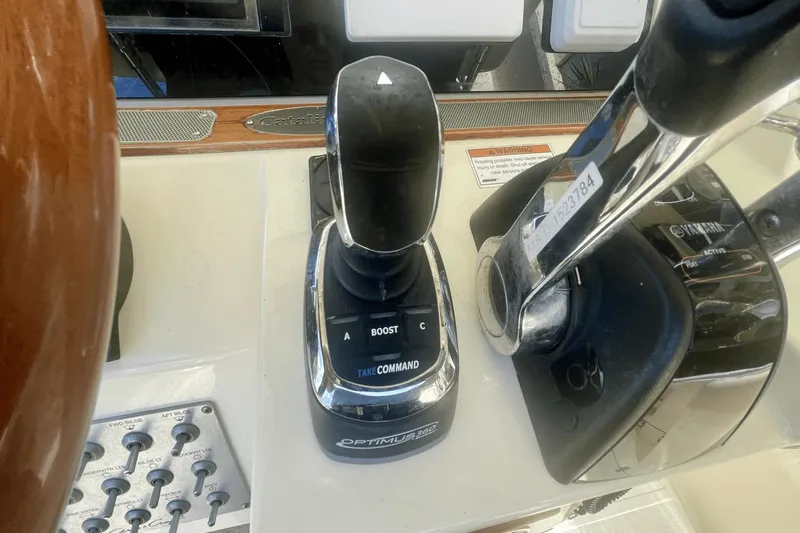 No Name On Record Yacht Photos Pics 