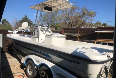 Ranger 2400 Bay Ranger