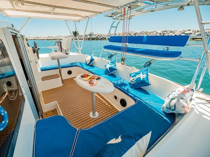 Aha Yacht Photos Pics 