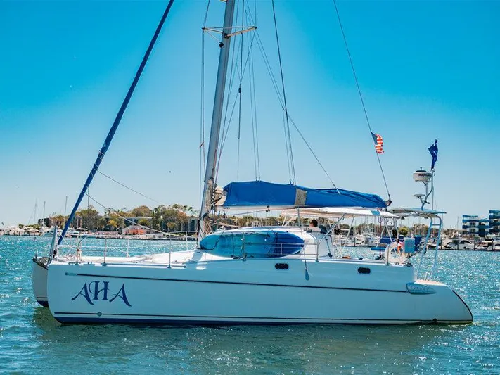 Aha Yacht Photos Pics 