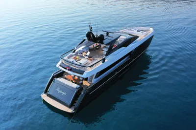 Riva 100' Corsaro