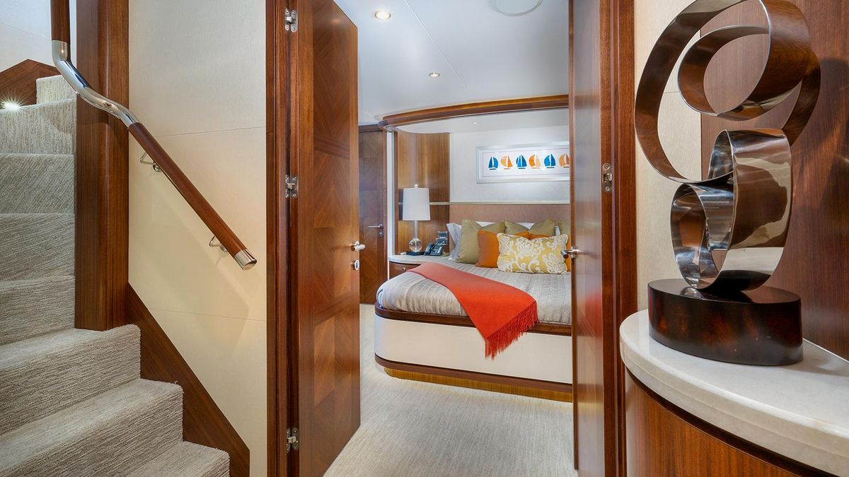 2016 Ocean Alexander 100 