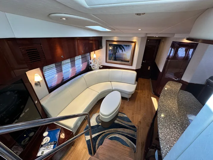 Mia Yacht Photos Pics Luxurious interior of 2009 Sea Ray 60 Sundancer yacht with elegant seating and decor.