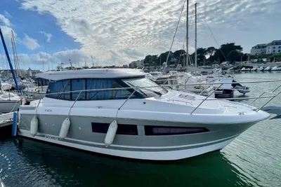 2013 Jeanneau NC9