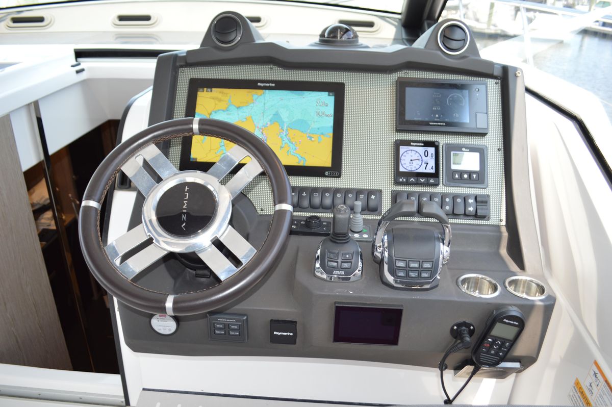 2019 Azimut 51 