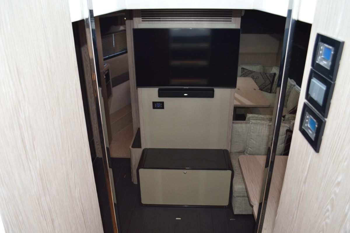 2019 Azimut 51 