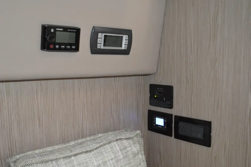 Amici Yacht Photos Pics 