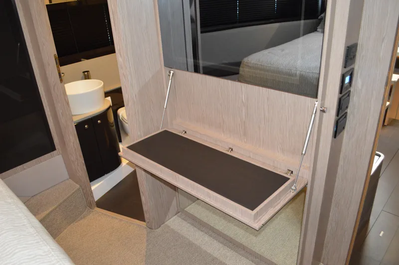 Amici Yacht Photos Pics 