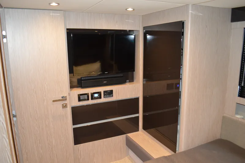 Amici Yacht Photos Pics 