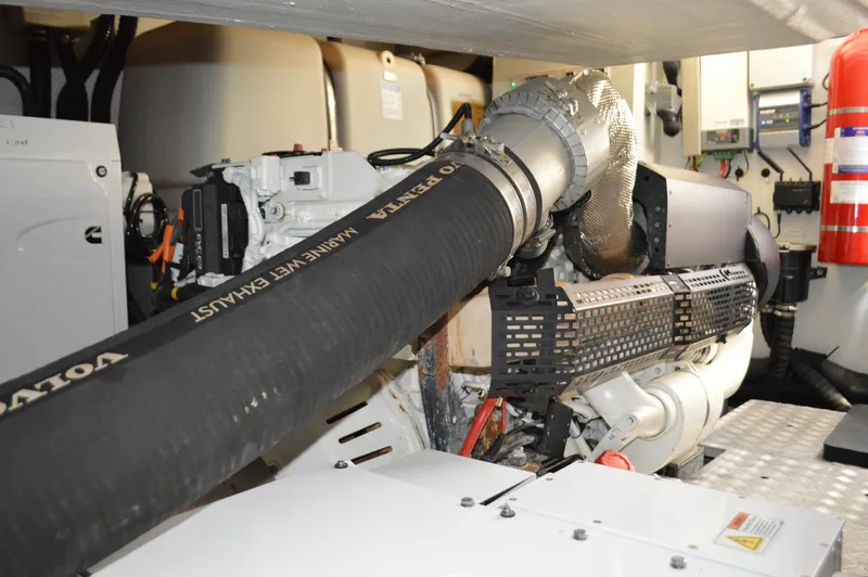 Amici Yacht Photos Pics 