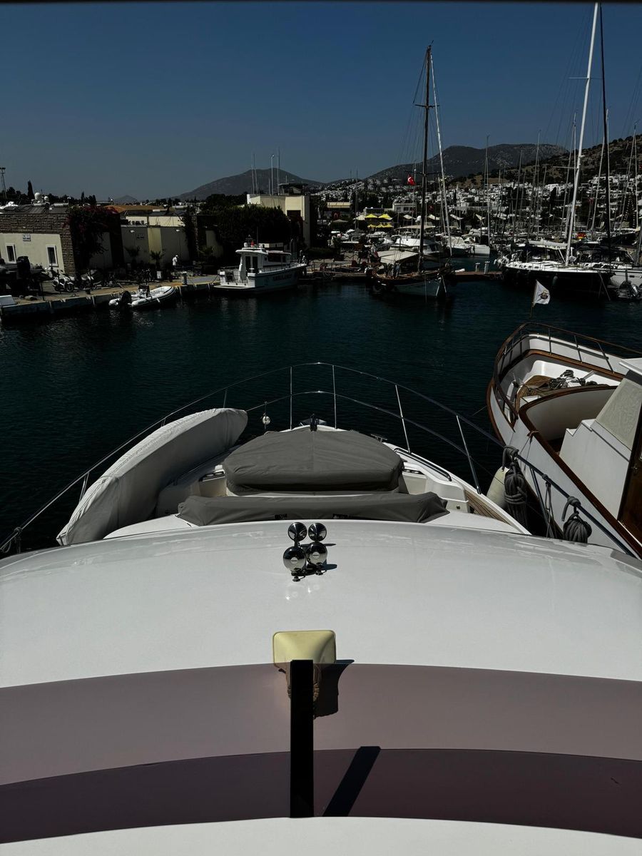 2021 Princess 57 
