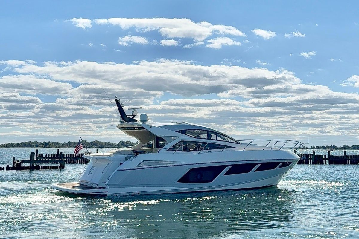 2016 Sunseeker 59