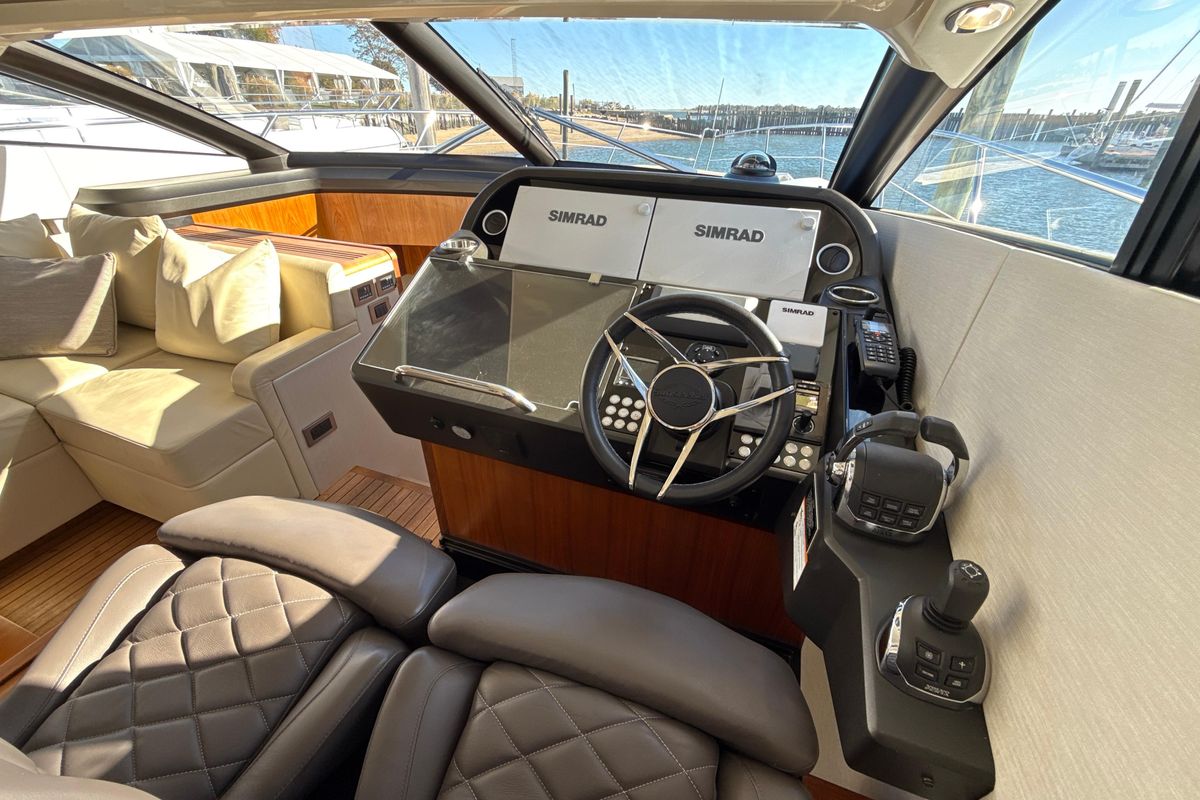 2016 Sunseeker 59