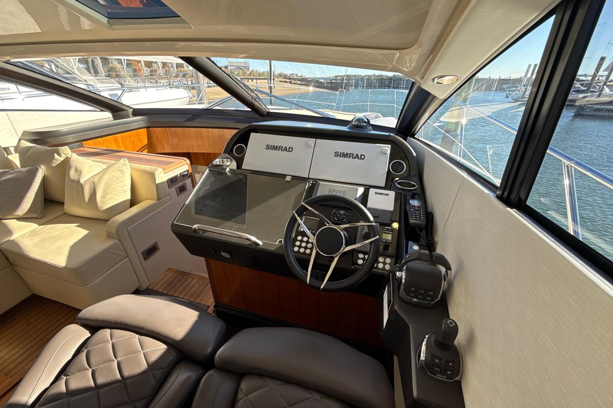 2016 Sunseeker 59