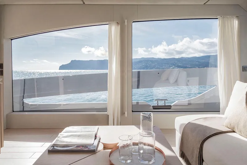  Yacht Photos Pics Azimut Seadeck 6