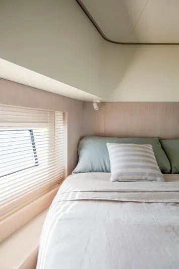  Yacht Photos Pics Azimut Seadeck 6