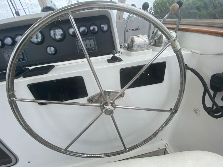 1985-63-cheoy-lee-motor-sail-63