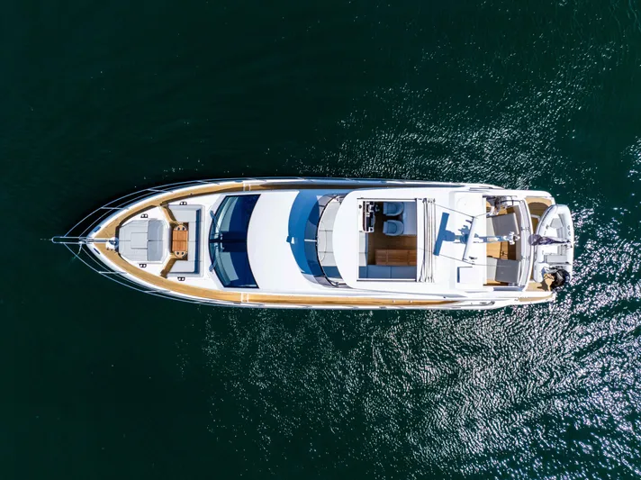 Sunseeker Manhatton 68 Yacht Photos Pics 