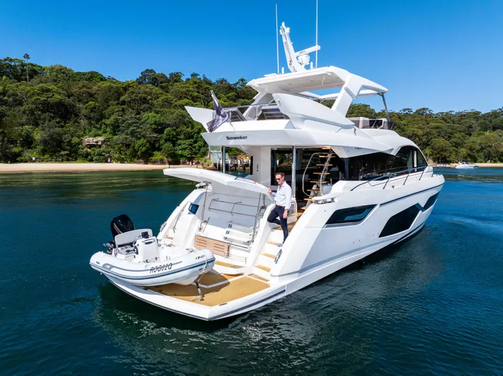 Sunseeker Manhatton 68 Yacht Photos Pics 