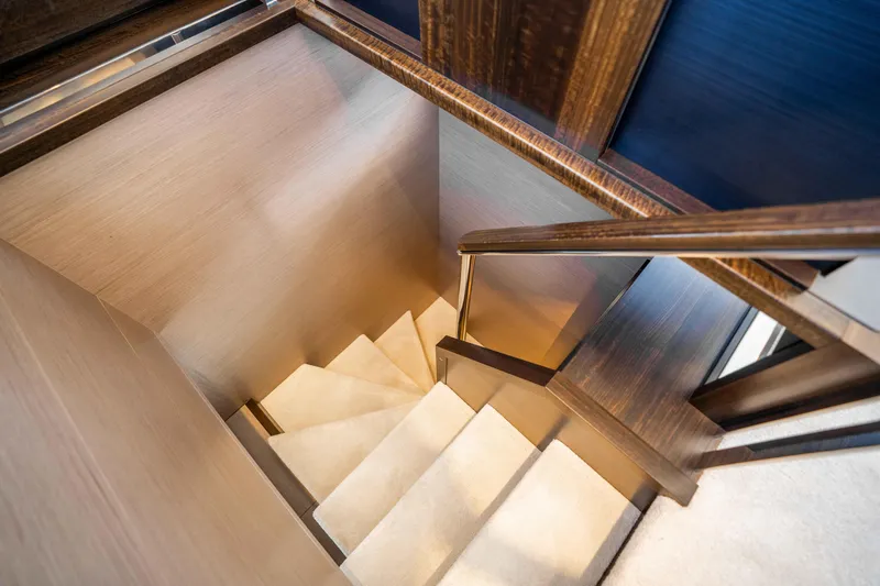 Sunseeker Manhatton 68 Yacht Photos Pics 