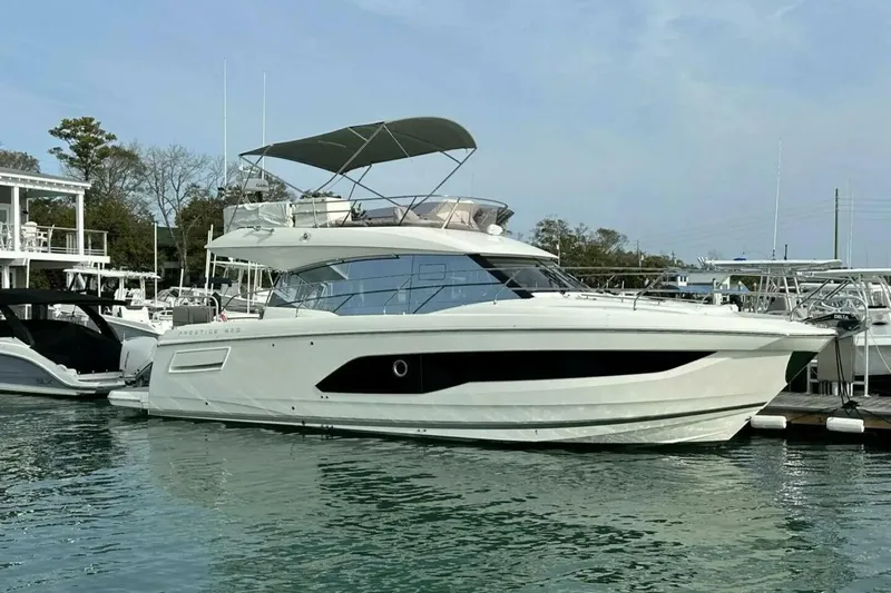  Yacht Photos Pics 2024-Prestige-420