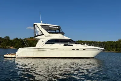 Sea Ray 480 Sedan Bridge