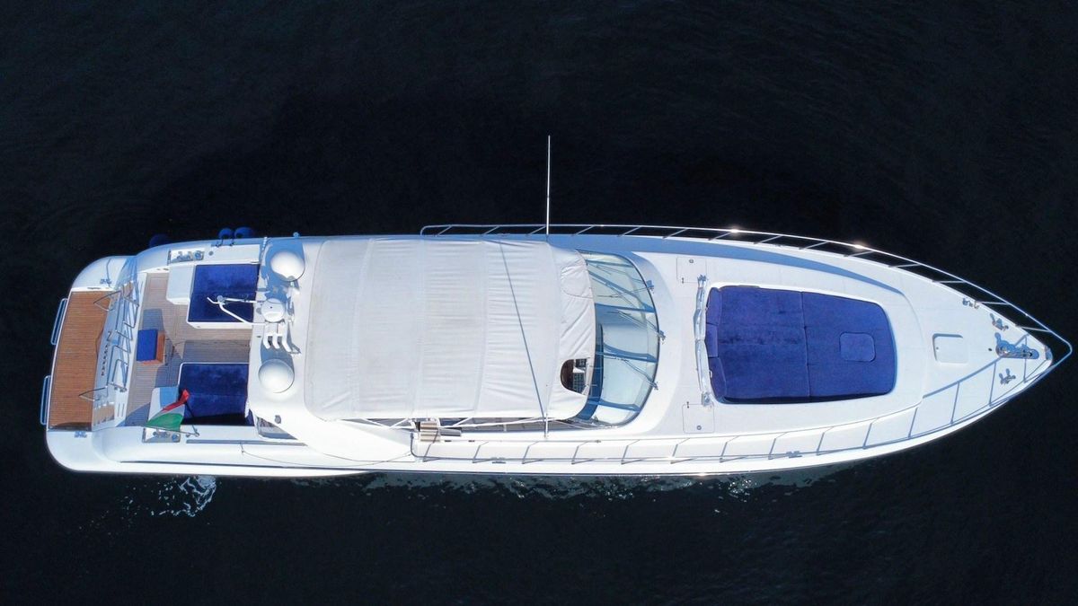 2005 Mangusta 82 