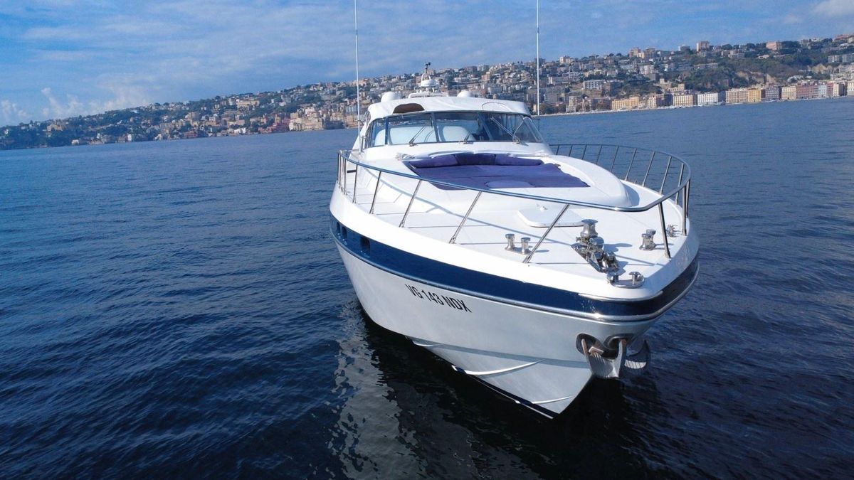 2005 Mangusta 82 
