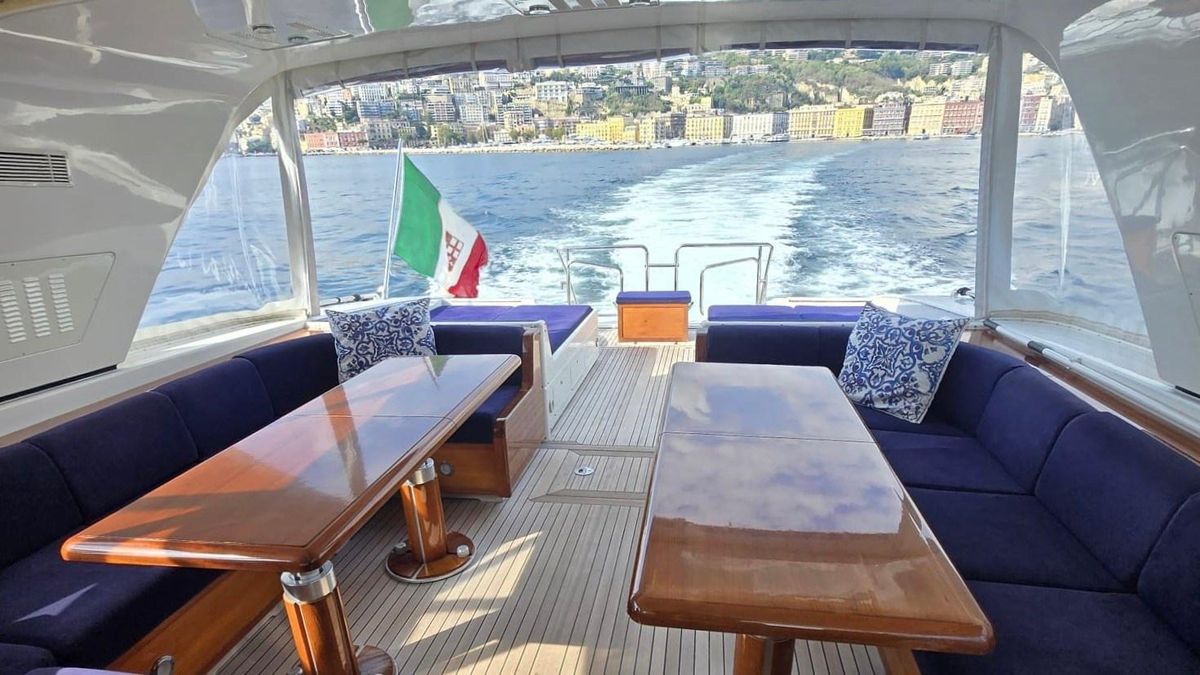 2005 Mangusta 82 