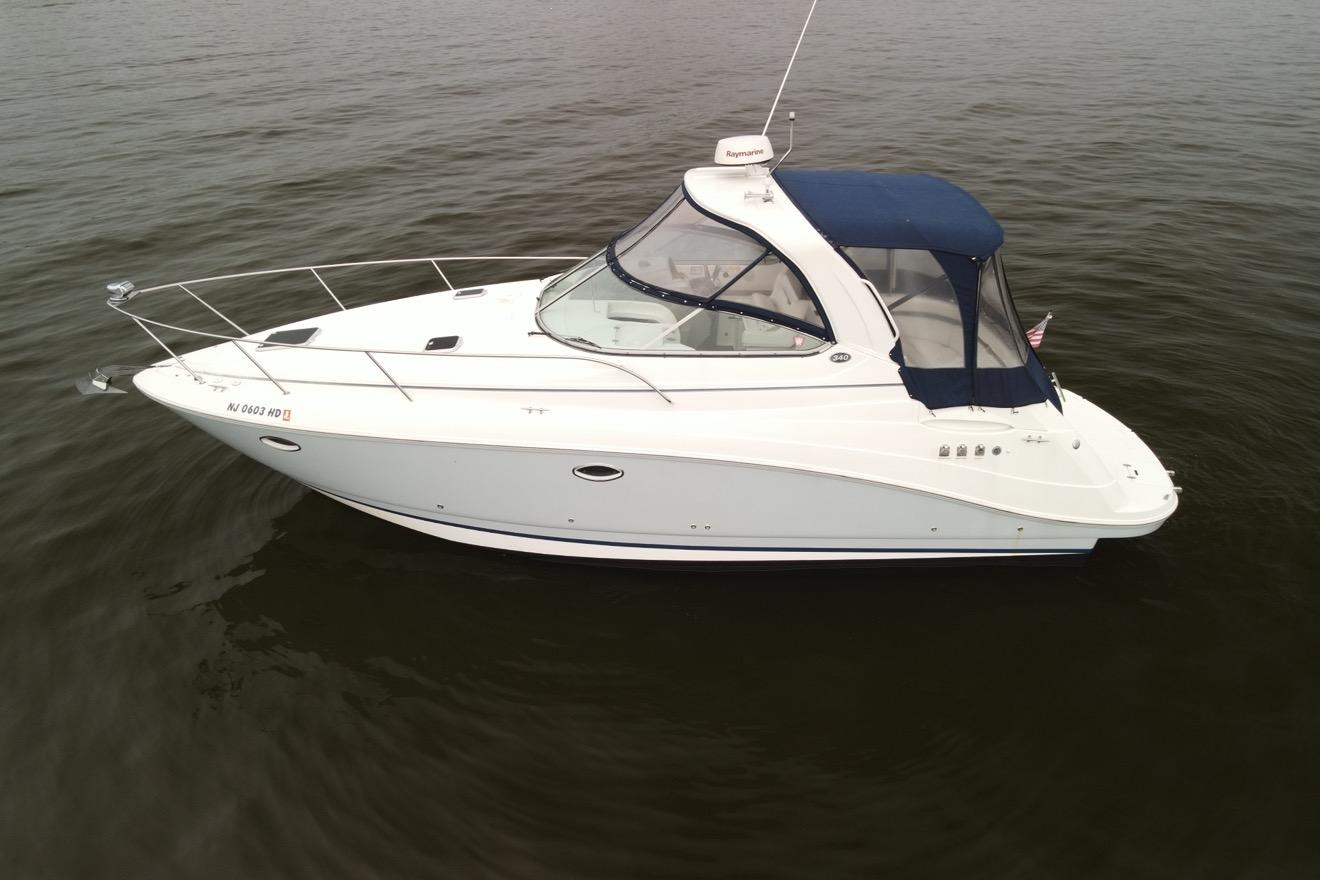 Rinker 340 Express Cruiser
