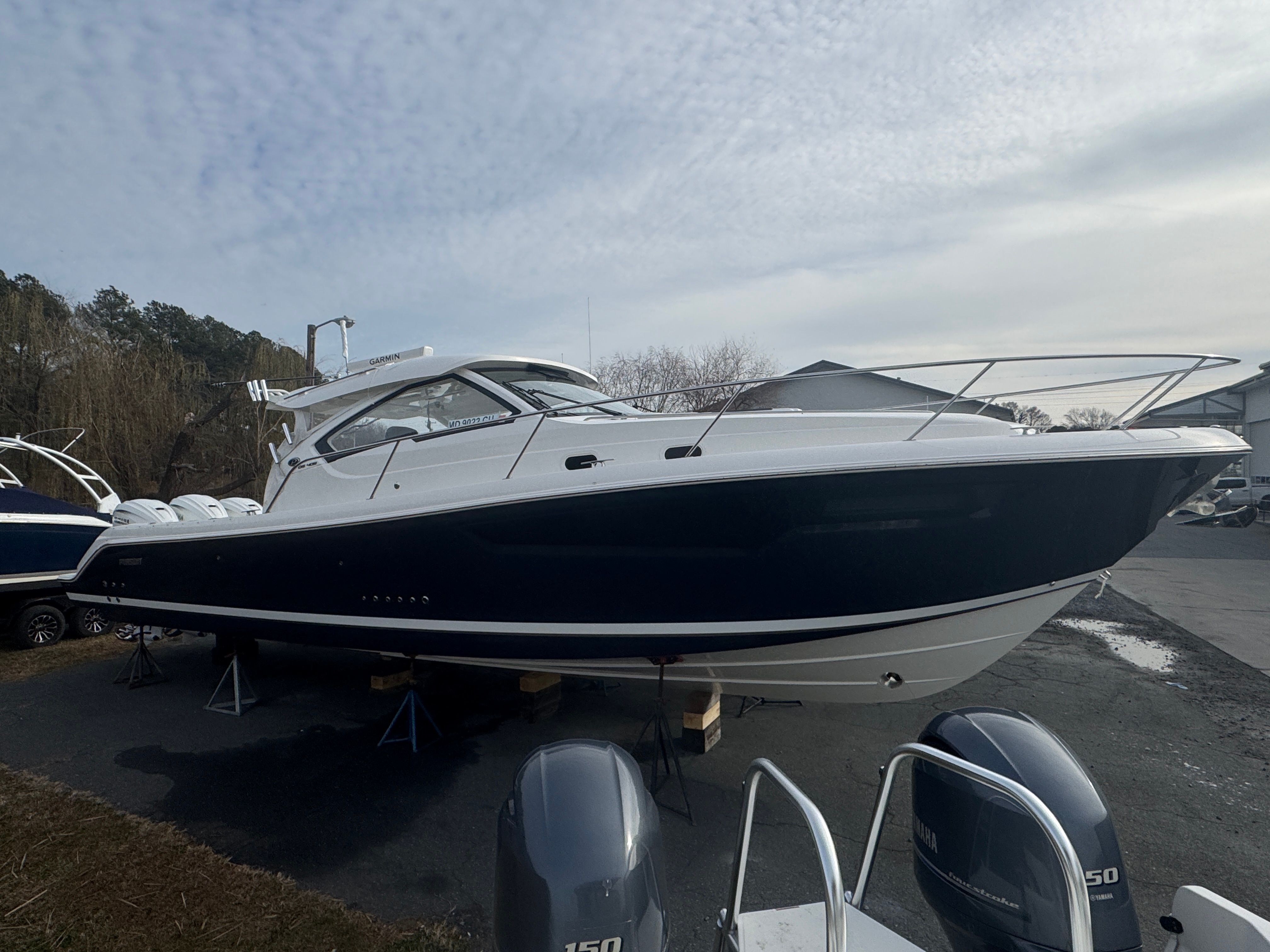 Pursuit OS 405 Offshore