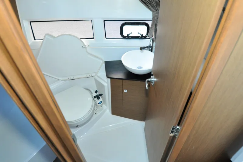 Samaya Lu Yacht Photos Pics 2020 Jeanneau NC 895 - Samaya Lu