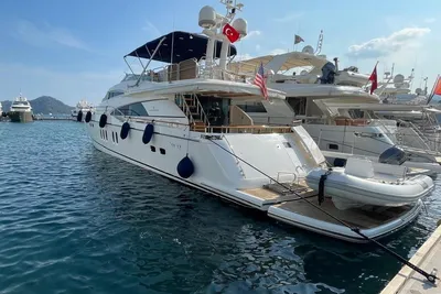 Fairline Squadron 78
