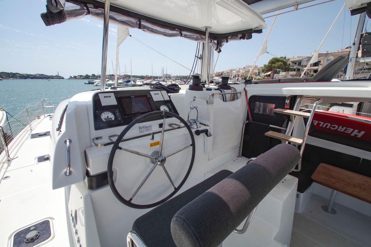 2020 Lagoon 41 