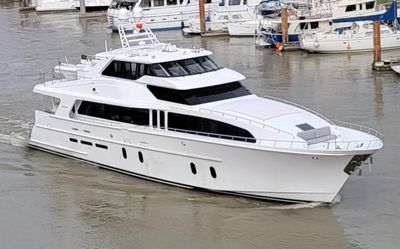 Yacht