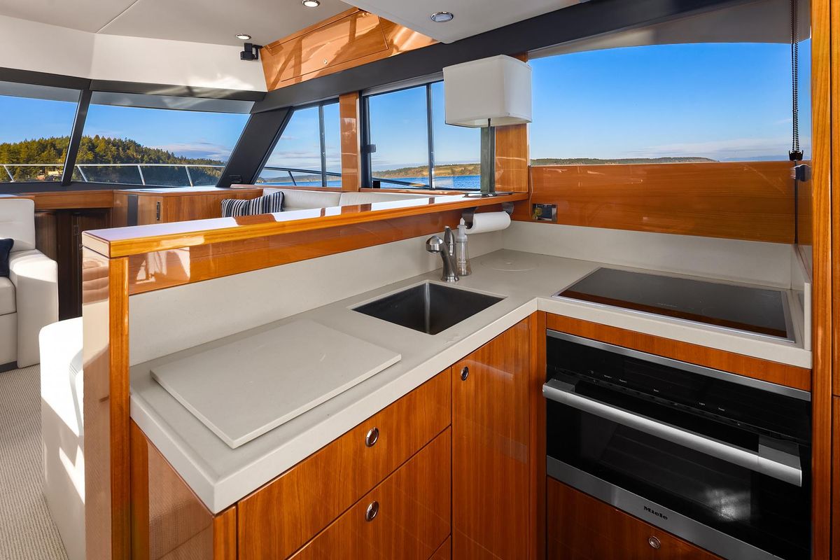 2016 Maritimo 50 