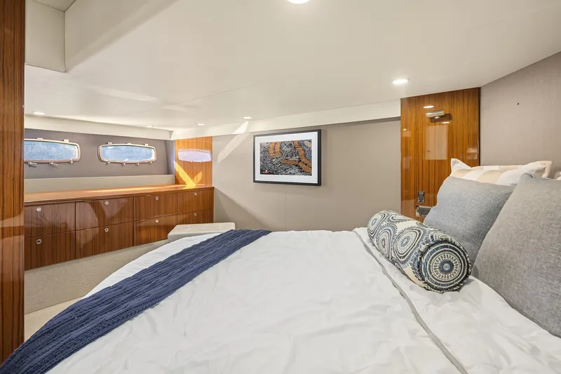 Blue Sky *name Reserved Yacht Photos Pics Master Stateroom