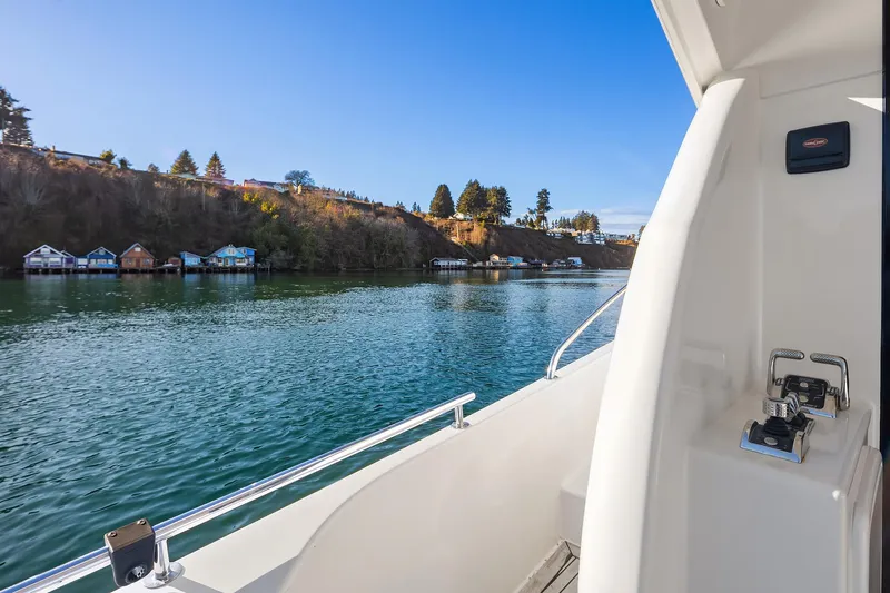 Blue Sky *name Reserved Yacht Photos Pics Joystick control