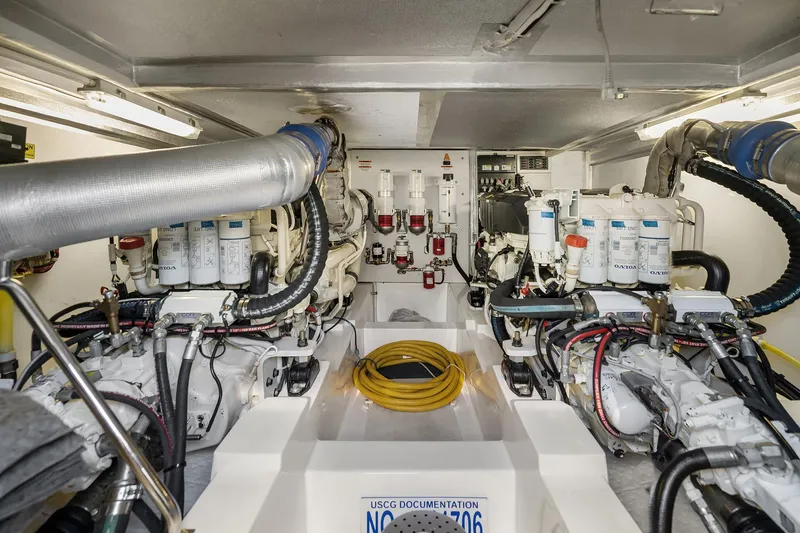 Blue Sky *name Reserved Yacht Photos Pics Engine Room