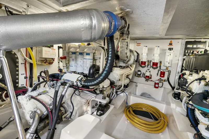 Blue Sky *name Reserved Yacht Photos Pics Engine Room