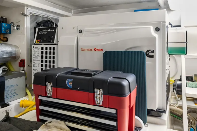 Blue Sky *name Reserved Yacht Photos Pics Engine Room